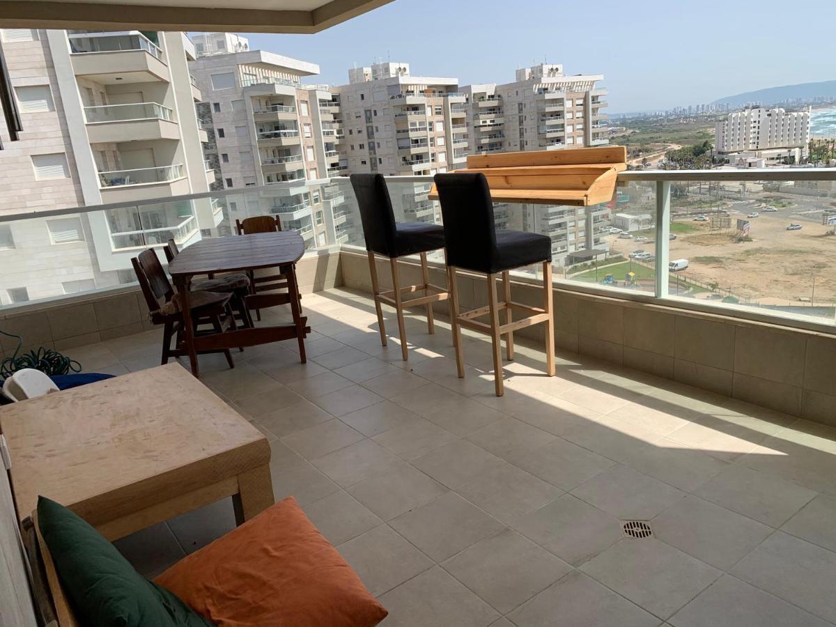 Acre Sea View 11Th Floor Apartment Exterior foto